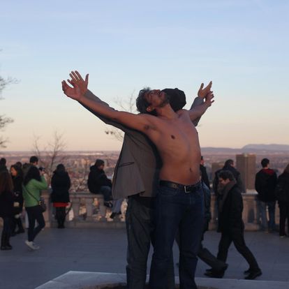 First Public unexpected intervention at Mount Royale By Saul Aguirre and Gim Gwang Cheol